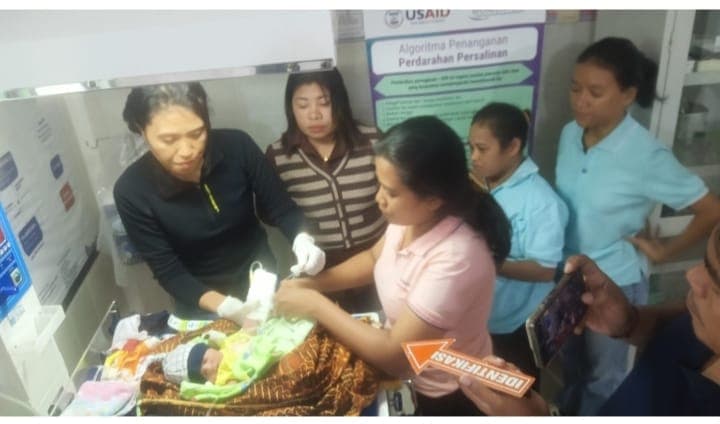 Bayi Baru Lahir Ditemukan Selamat Dalam Kardus di Hutan Kabnono, Amarasi