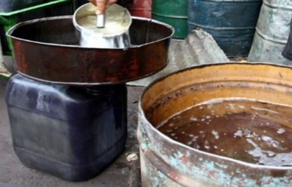 Harga Eceran Minyak Tanah di Kota Kupang Tak Terkendali, Tembus Rp 9.000/liter