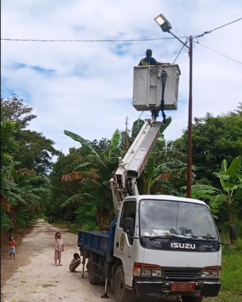 LPJU di Sejumlah Kelurahan Kota Kupang Tak Berfungsi, Warga Keluhkan Jalan Gelap