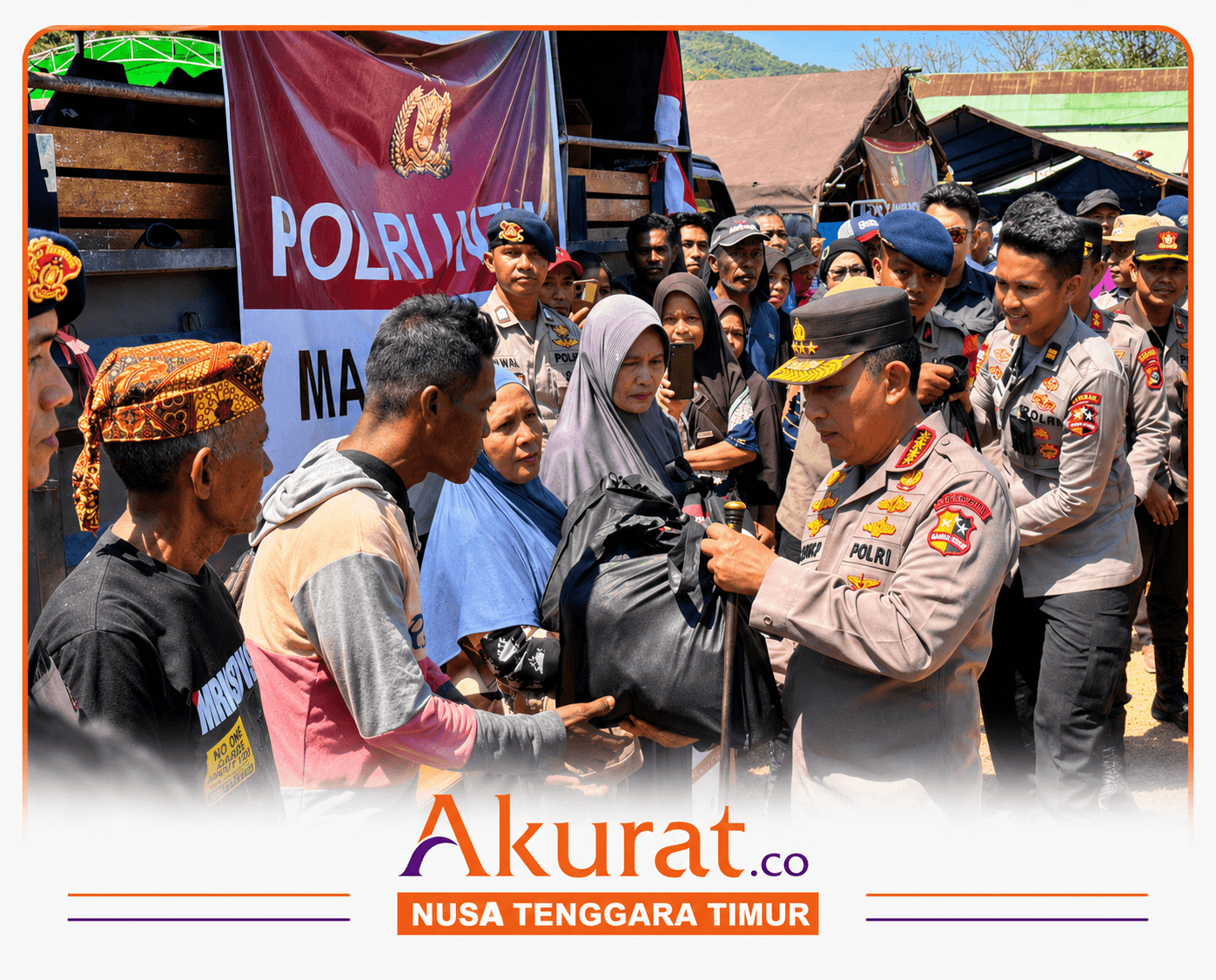 Kunjungi Dua Kabupaten Terdampak, Kapolri Pastikan Penanganan Gempa Flores - NTT Sesuai Arahan Presiden